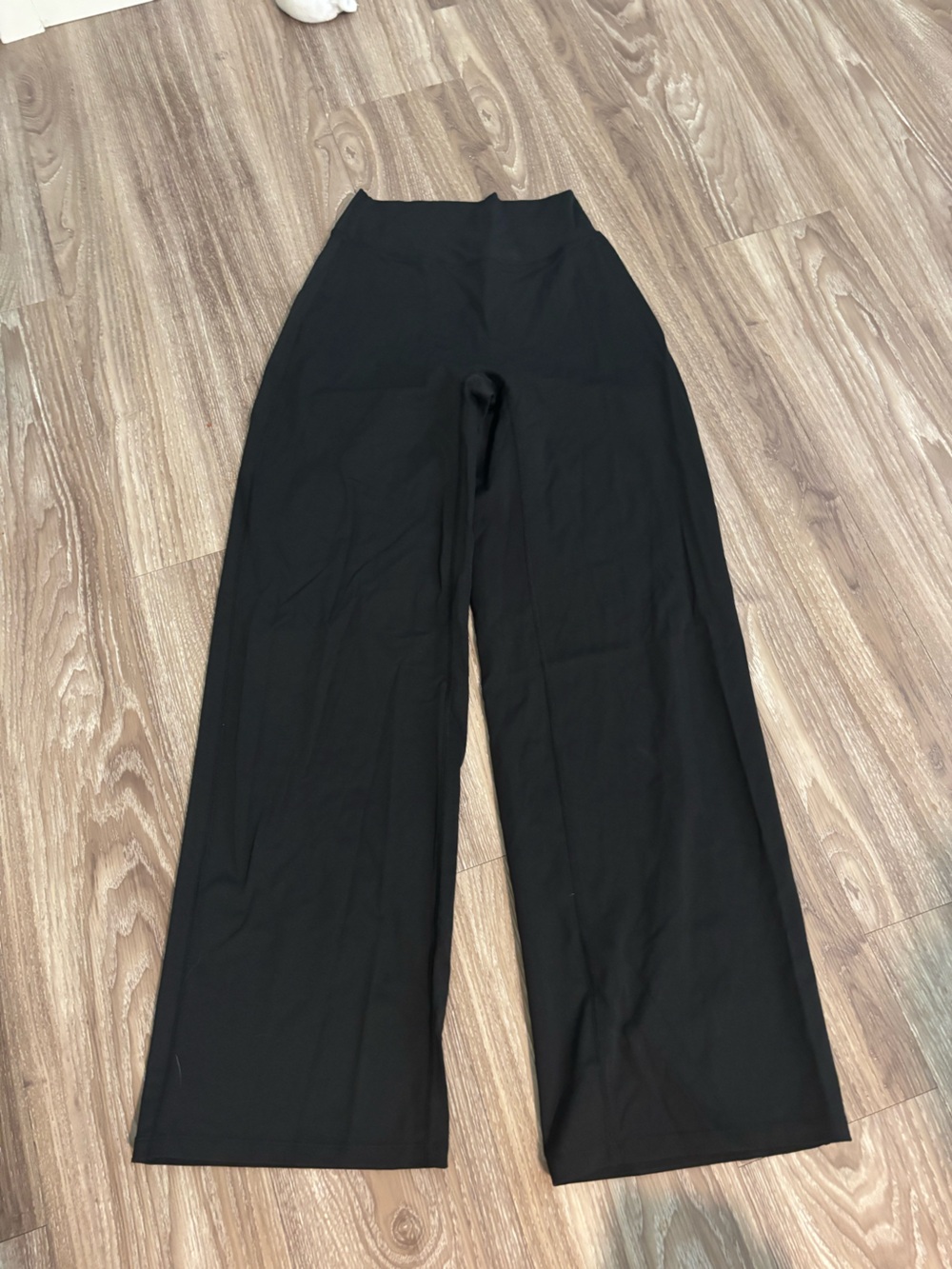 Black Women's Wide-Leg Pants